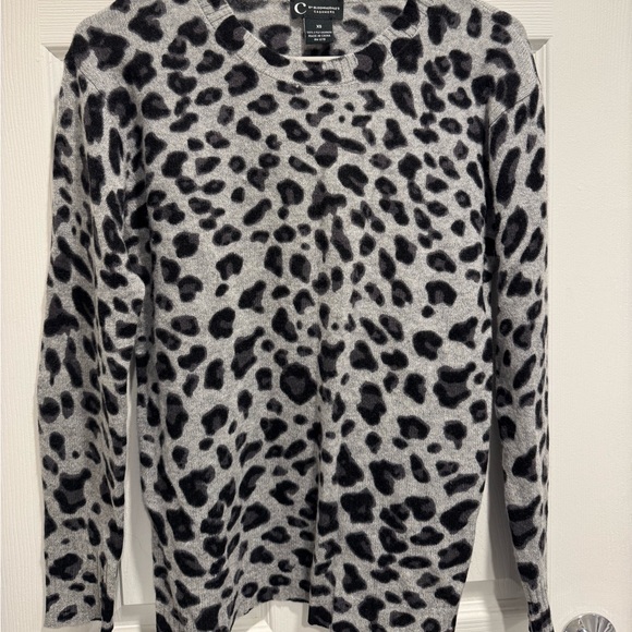 Bloomingdales Women’s XS 100% 2 -Ply Cashmere Animal Print Crew Neck Pullover - Picture 8 of 8